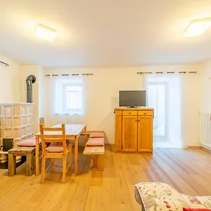 https://appartamenti-al-molin.hotelinveneto.com